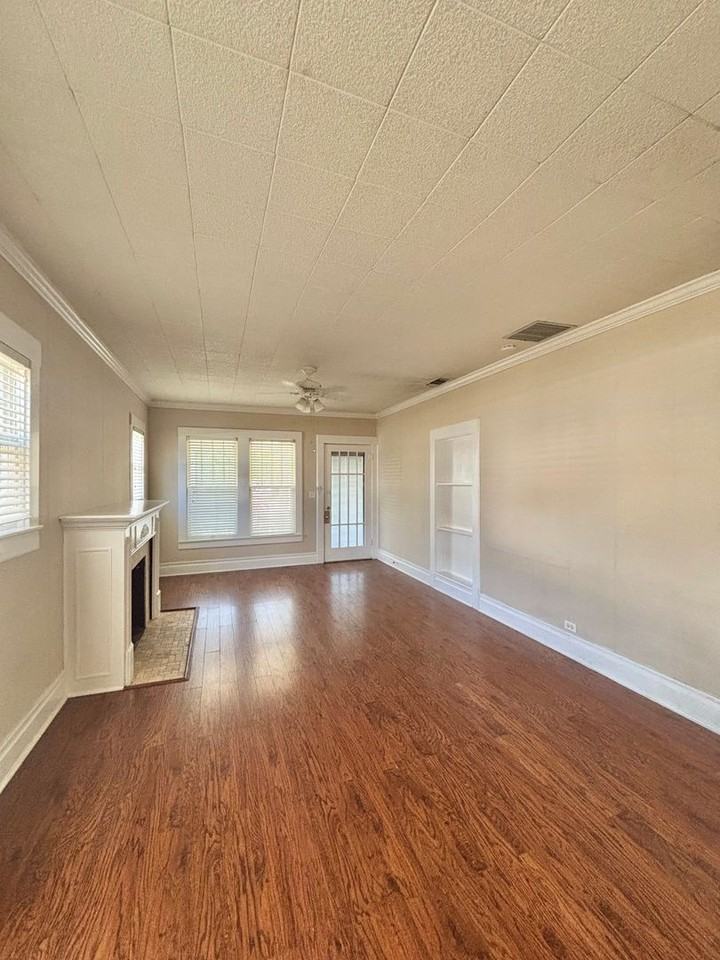 515 S Madison St - Photo 6 of 20