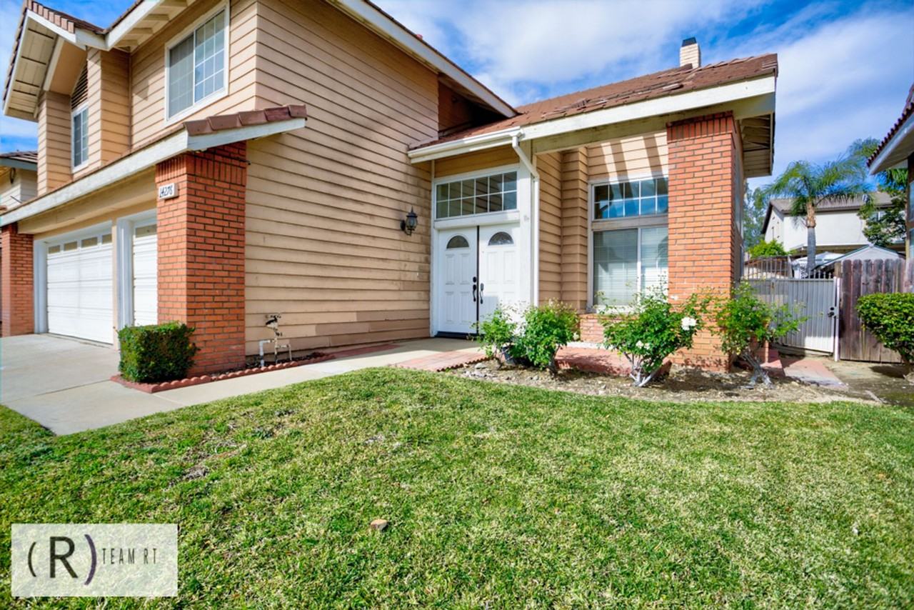 14276 Madera St - Photo 3 of 40