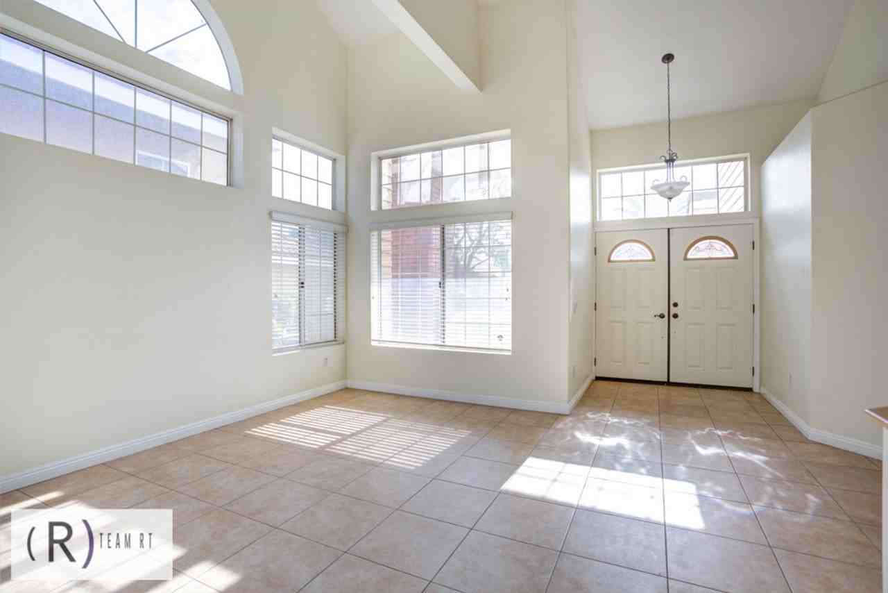 14276 Madera St - Photo 4 of 40