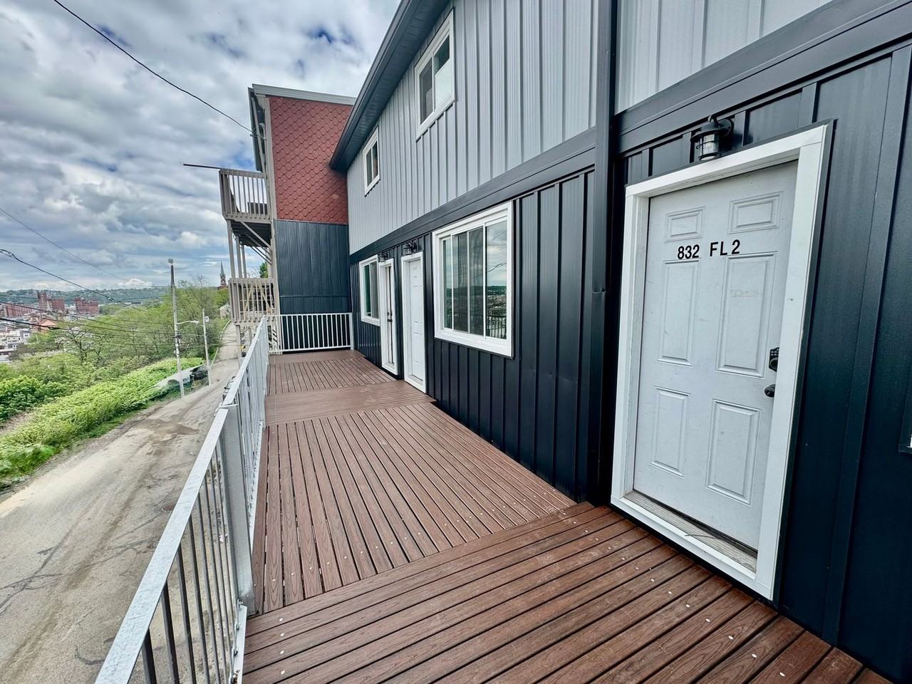 832-834 Windom Street - Photo 2 of 17