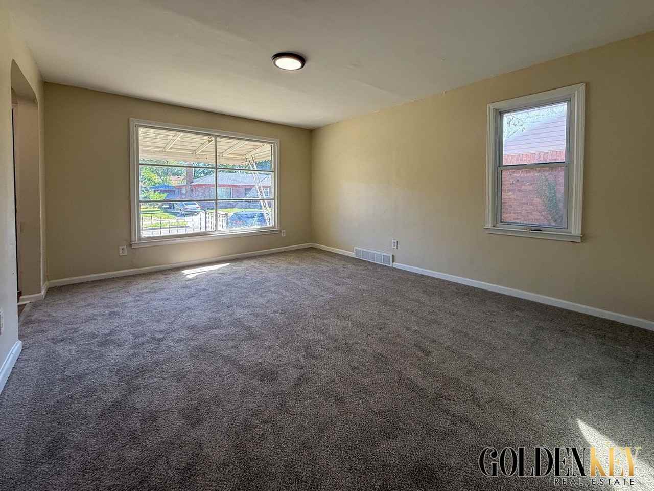 16845 Griggs St - Photo 2 of 20