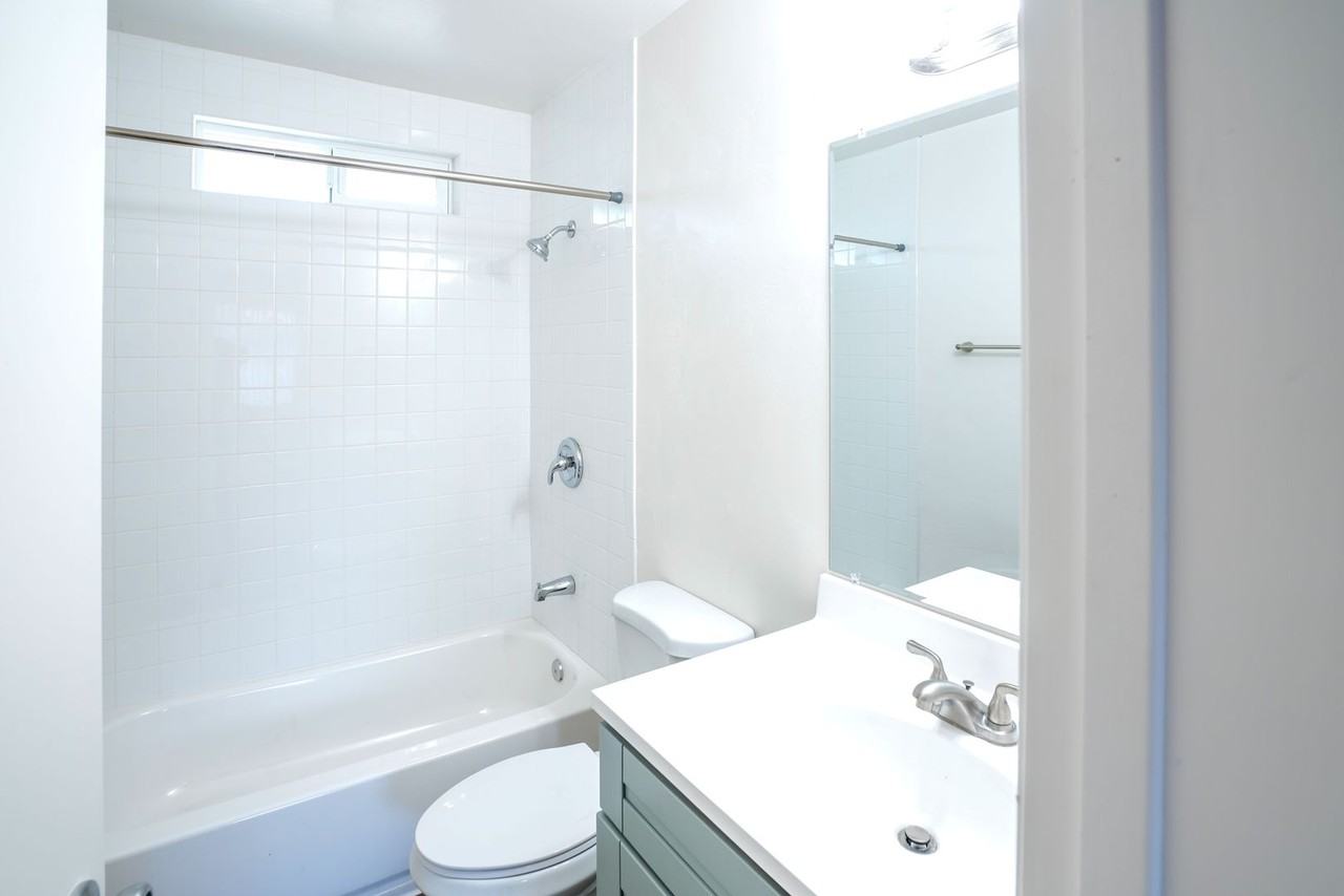 4712 Jewell St - Photo 7 of 7