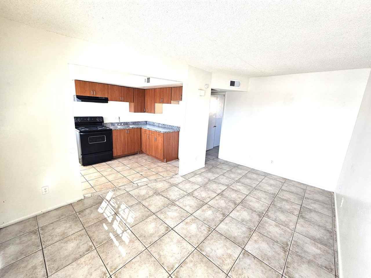 45 Lyn Rae Drive #5 - Photo 3 of 17