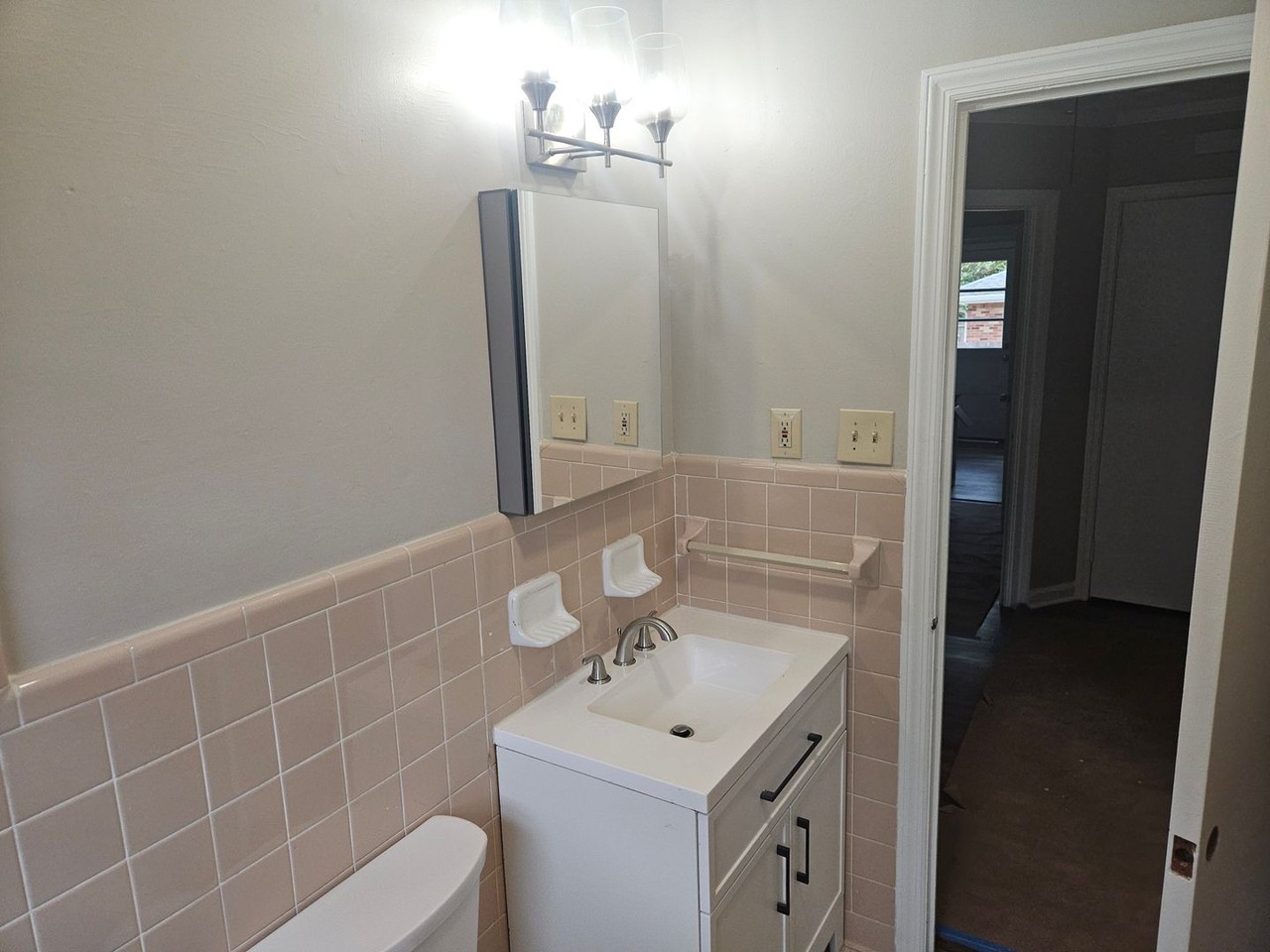 1151 Pinehurst Dr Se - Photo 6 of 10