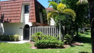 2221 White Pine Cir Apt B #Apt B - Photo 1 of 1