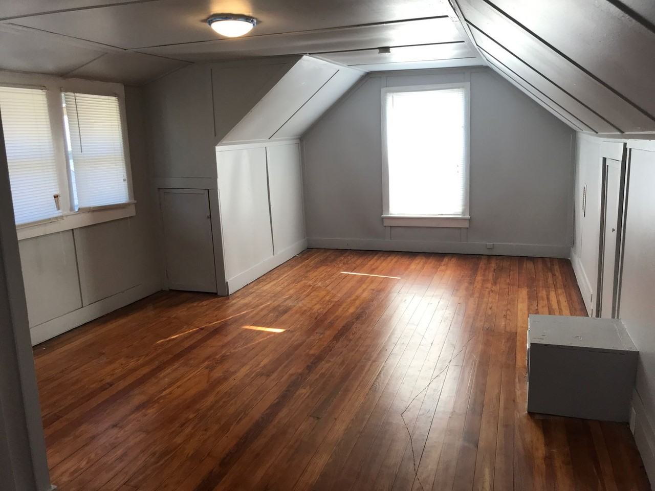 5730 Garfield Ave - Photo 2 of 4