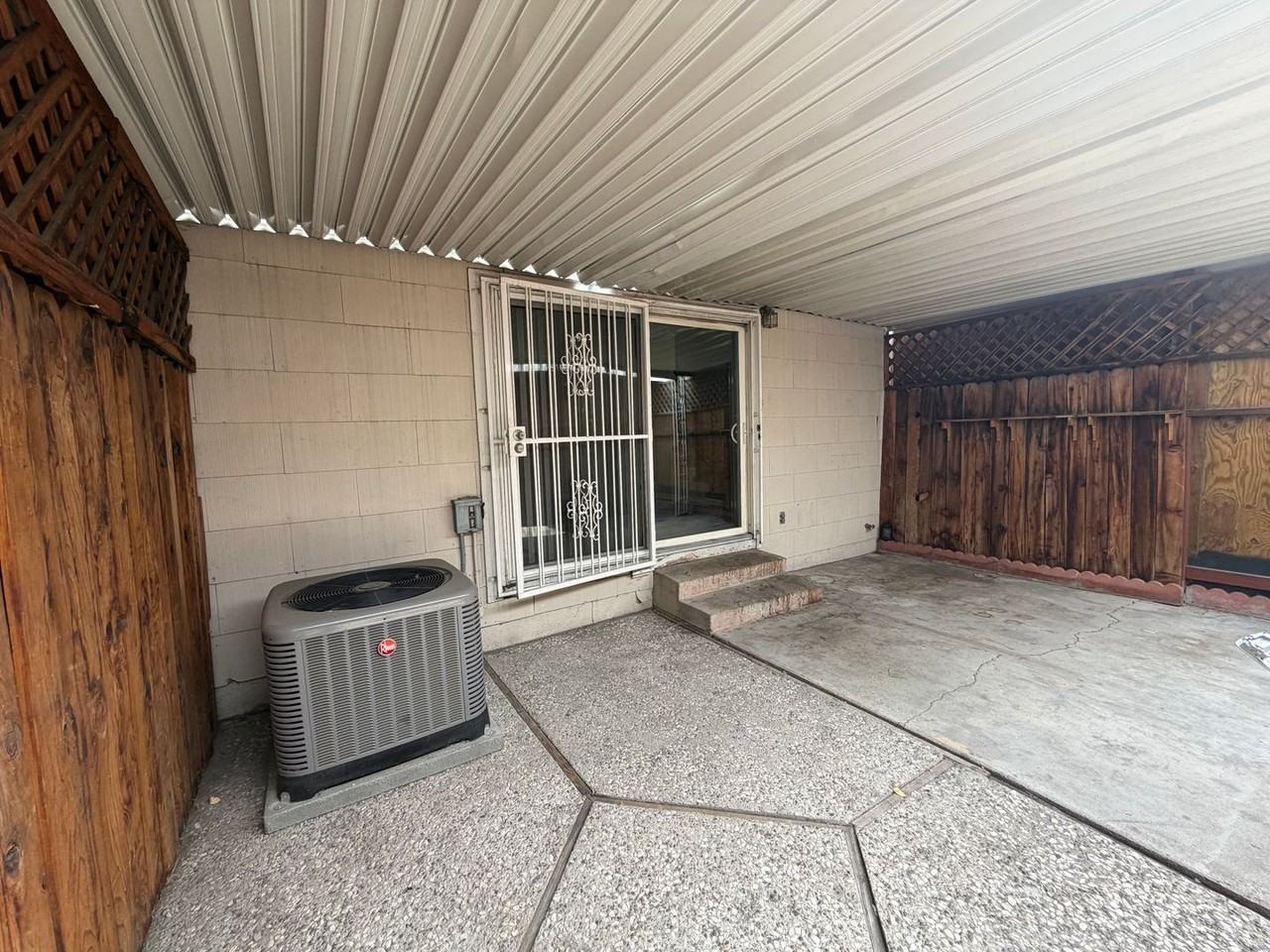 26 Smithridge Park - Photo 5 of 28