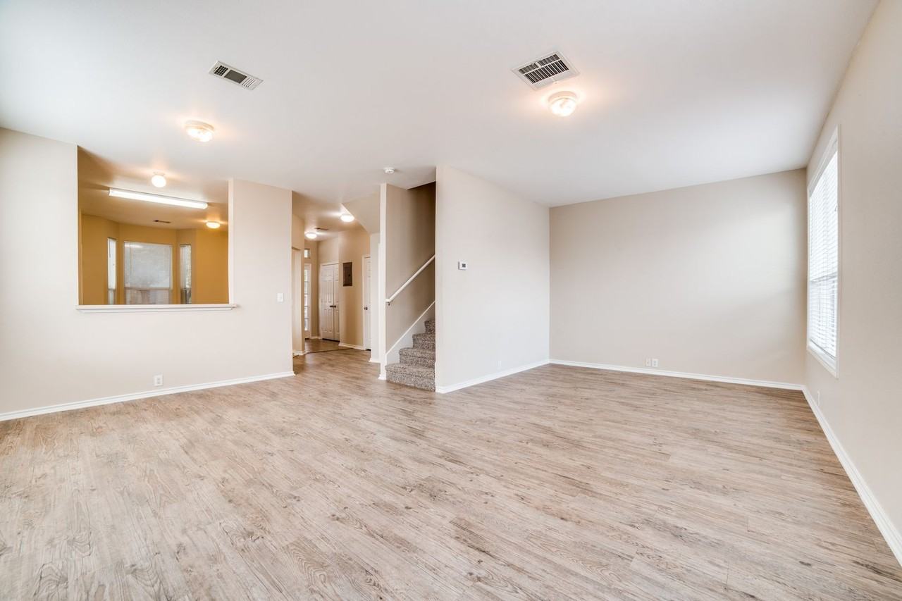 10208 Lateleaf Oak - Photo 6 of 12