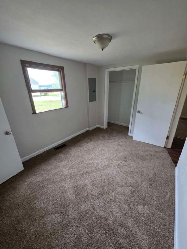 2167 Sandy Ridge Rd - Photo 3 of 18