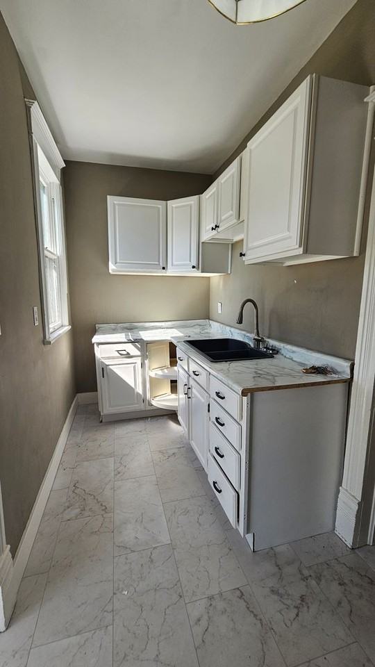 415 N Maple Ave - Photo 6 of 20