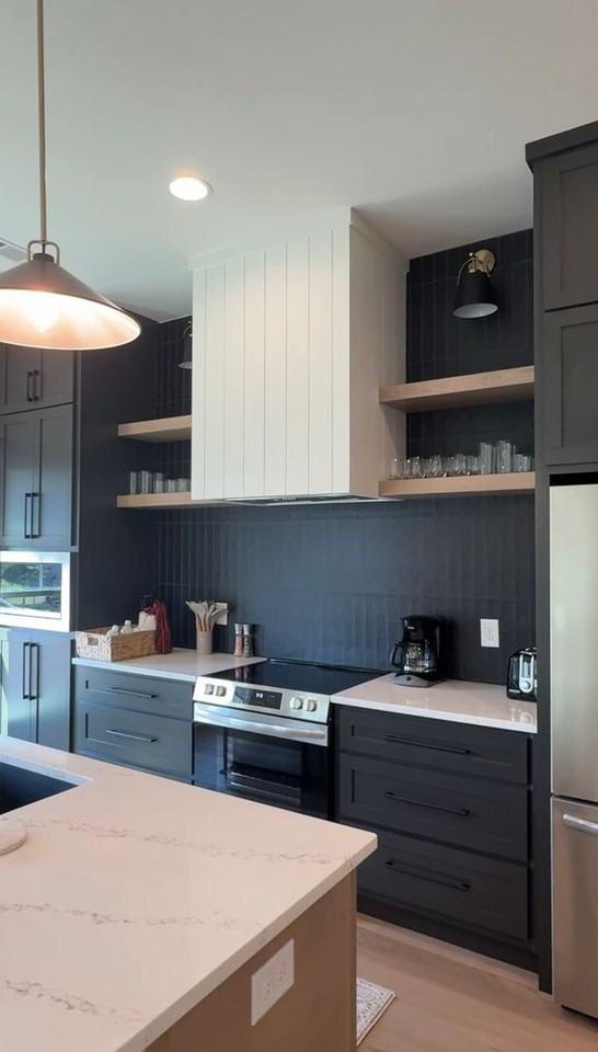 580 Pride Avenue - Photo 6 of 33