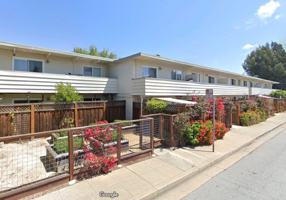 featured image of 52 E 41st Pl