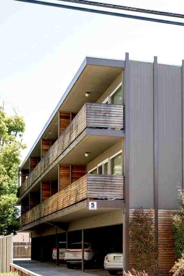 52 East 41st Place - Photo 7 of 47