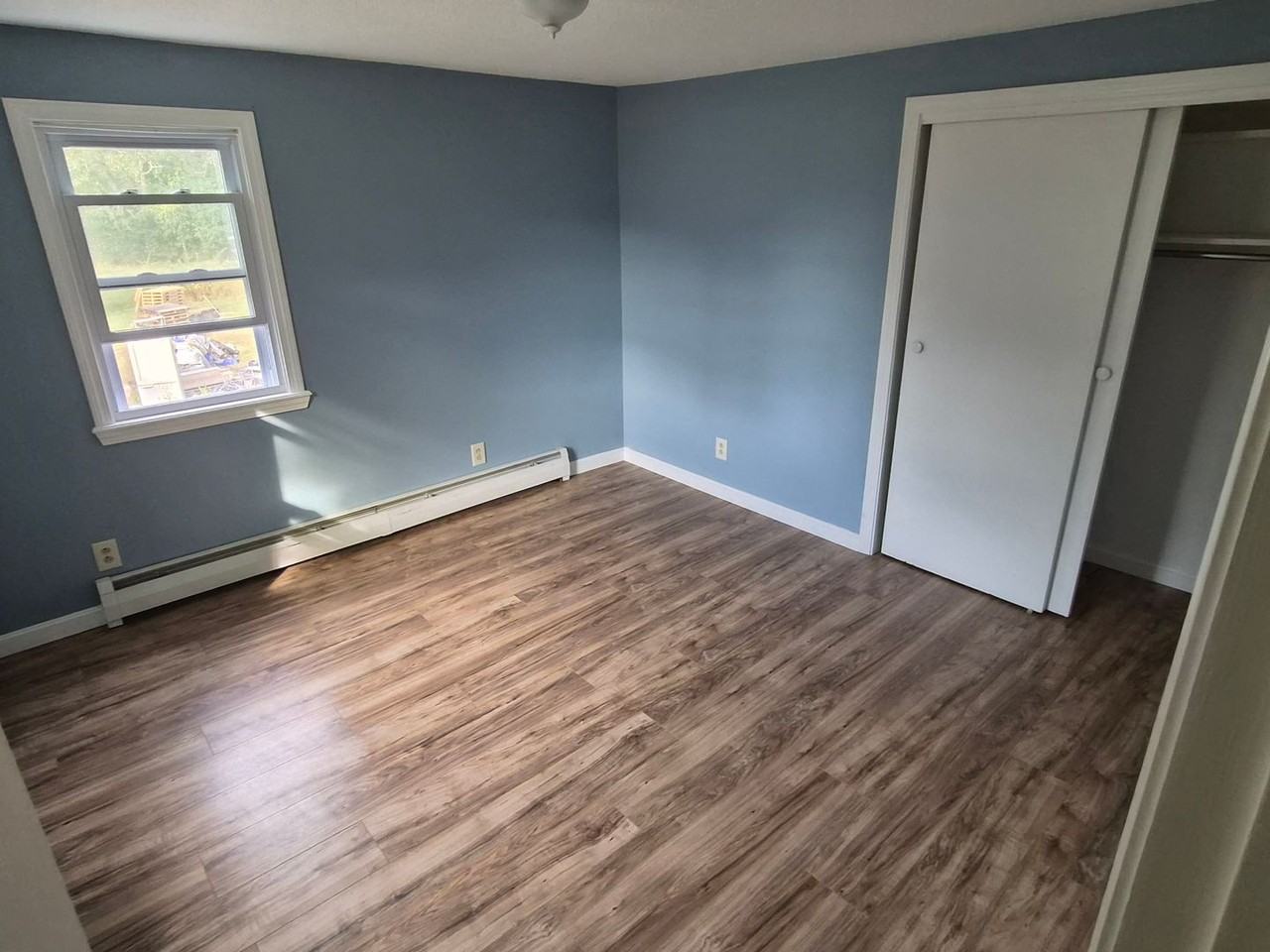 72 Lilac St - Photo 7 of 10