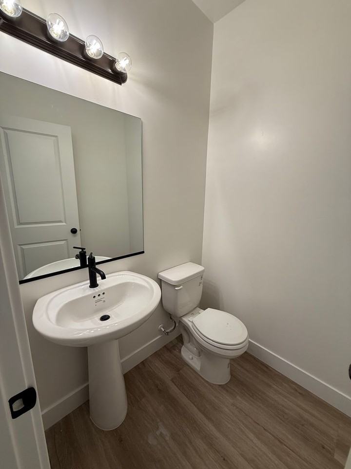 5695 S Weehawken Ln - Photo 7 of 22