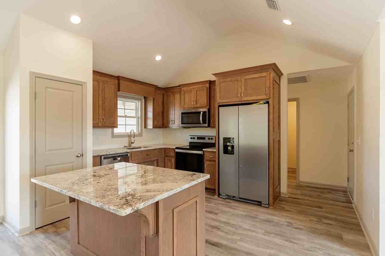 4613 Caden Pl - Photo 5 of 25
