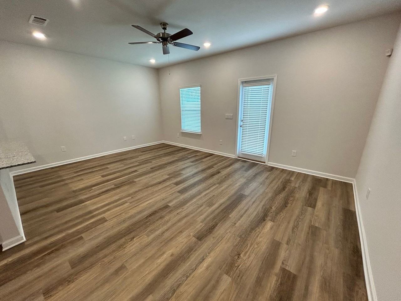 1770 Jakes Dr - Photo 5 of 19