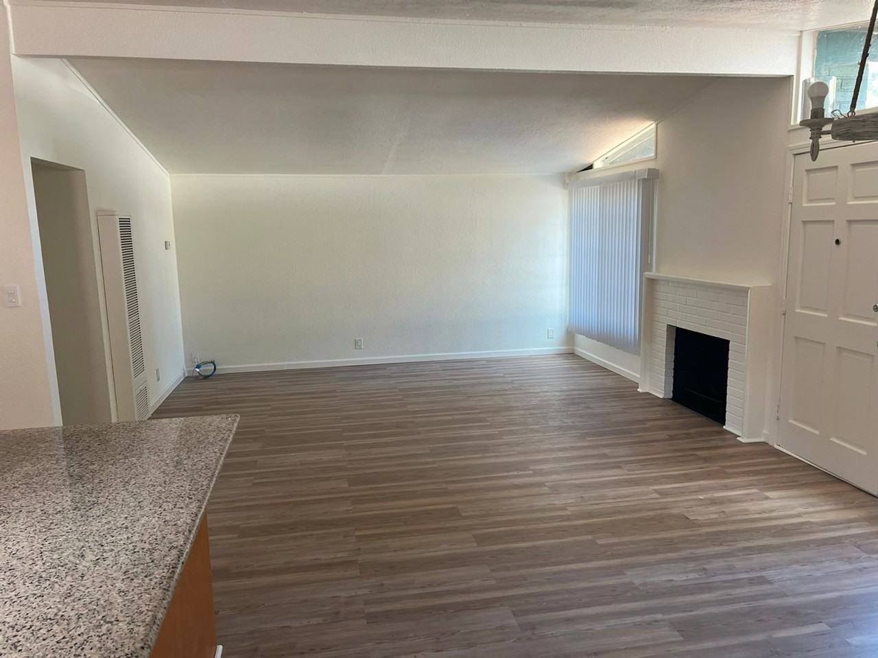 1230 Rieger Ave - Photo 2 of 14