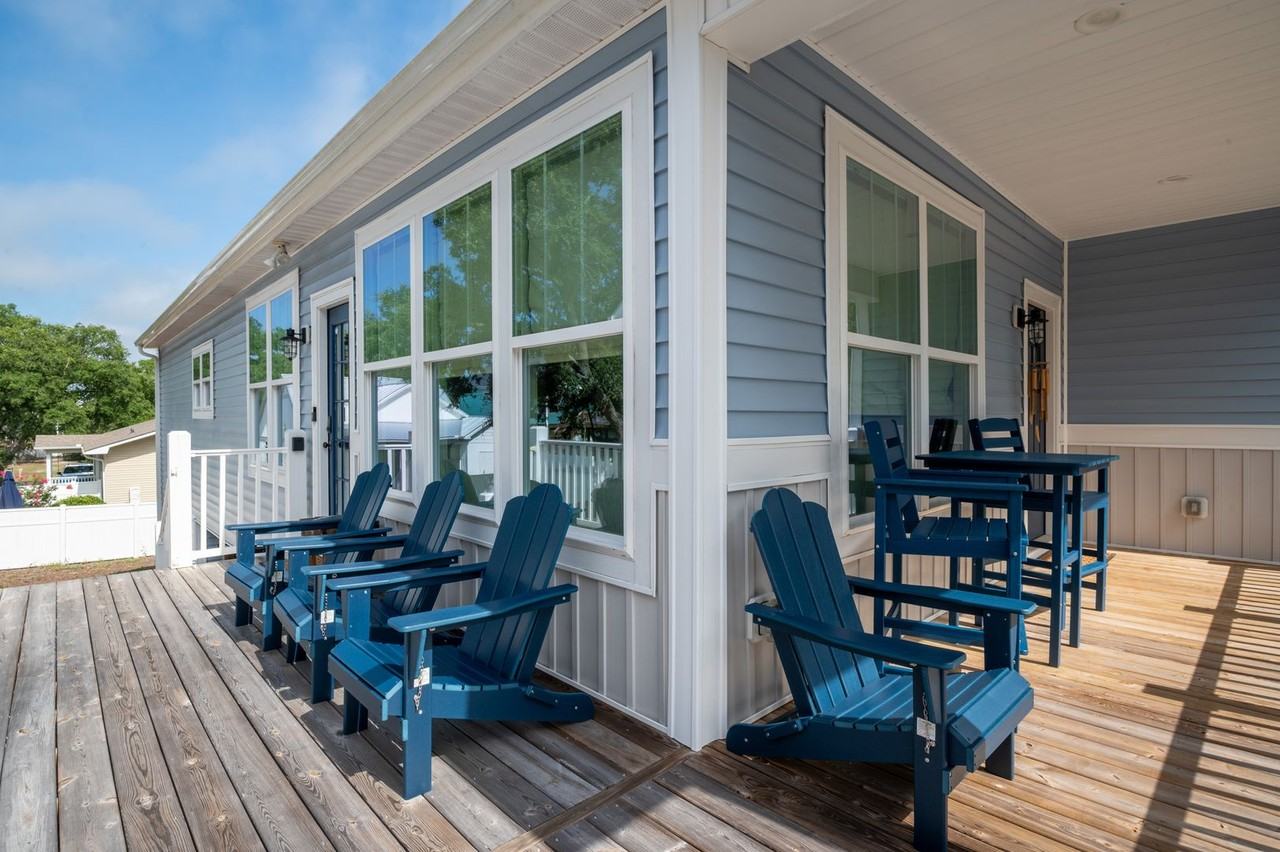 135 Sea Y'all @ 135 NW 9th St - Photo 5 of 24