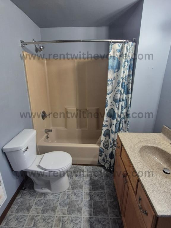 1616 N E St - Photo 4 of 8