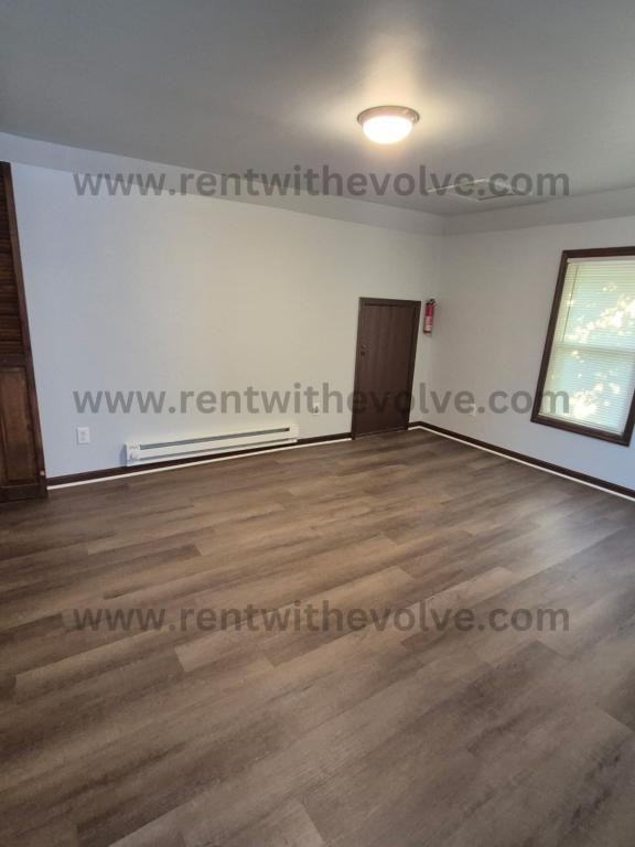 1616 N E St - Photo 5 of 8