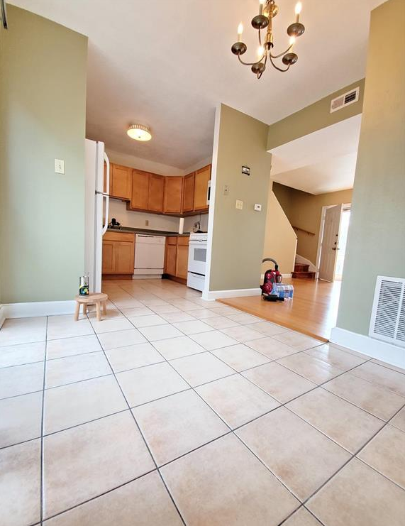 9037 Wrenwood Ln - Photo 3 of 16