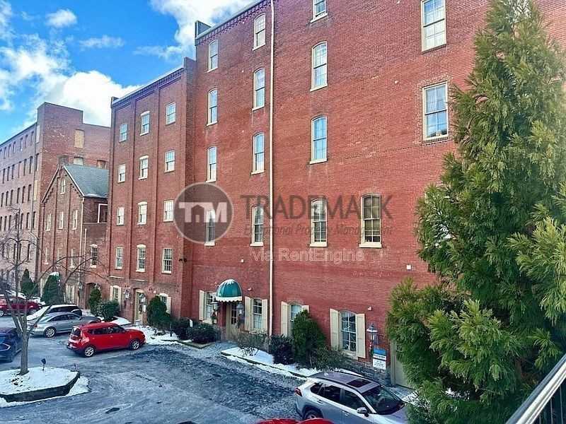 231 N Shippen St #4 - Photo 3 of 7