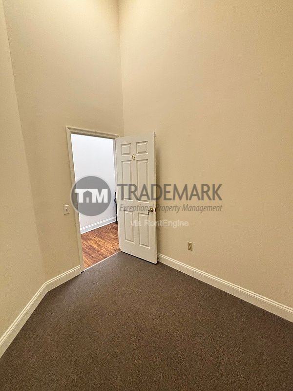 231 N Shippen St #4 - Photo 4 of 7