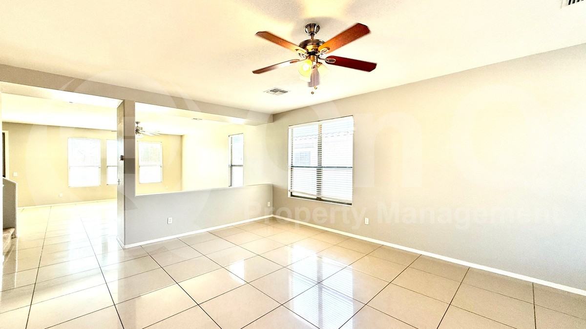 16903 W Marconi Ave - Photo 7 of 30