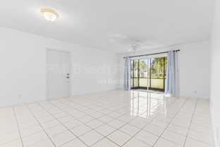 345 W Laurel Dr #2M - Photo 1 of 1