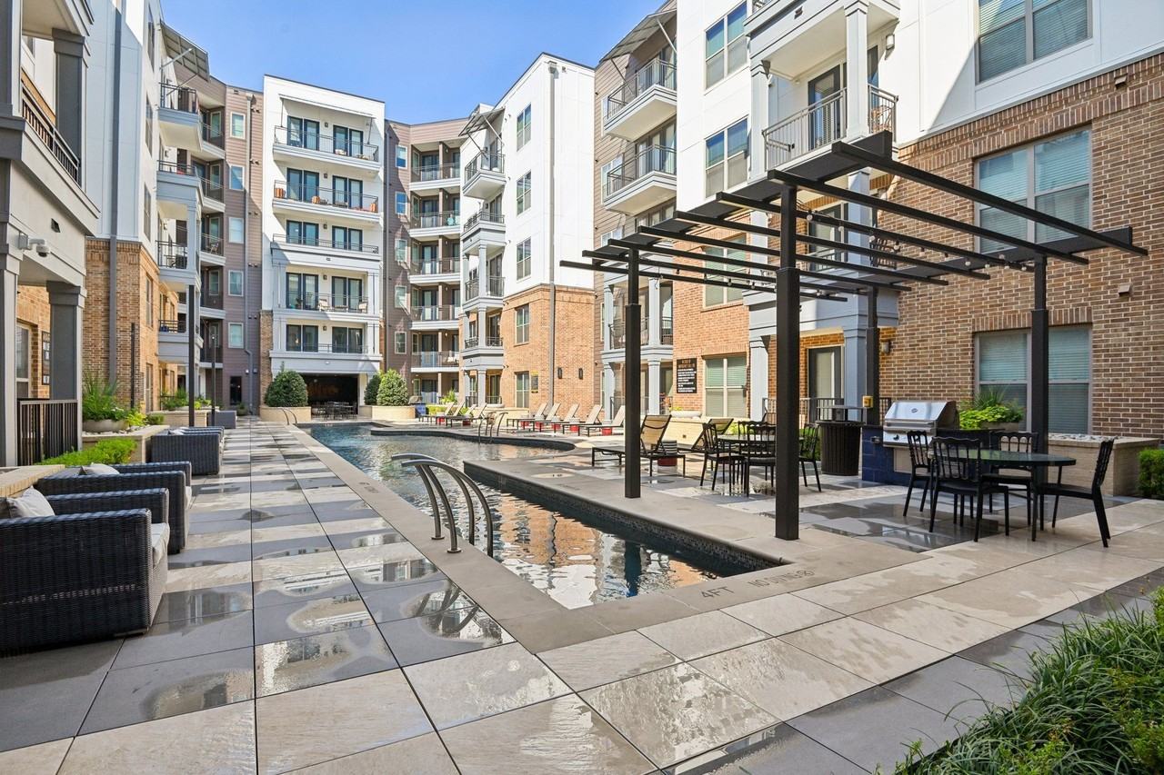 Vance at Bishop Union - Photo 4 of 49