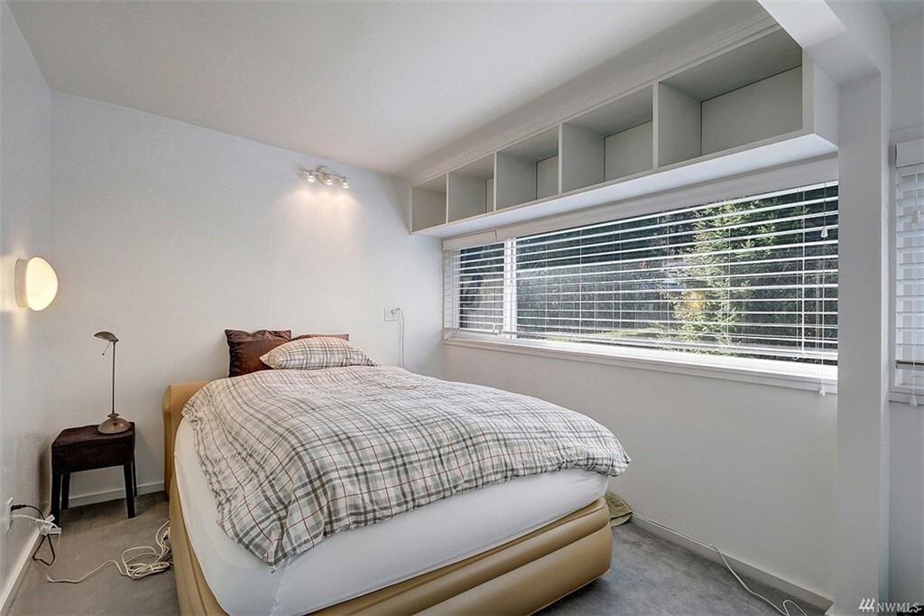 4456 Fercroft Rd - Photo 4 of 13