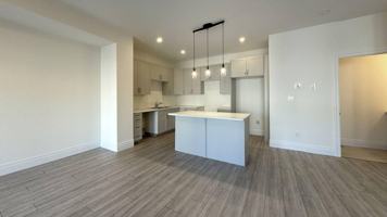 featured image of 37 Evans St #37