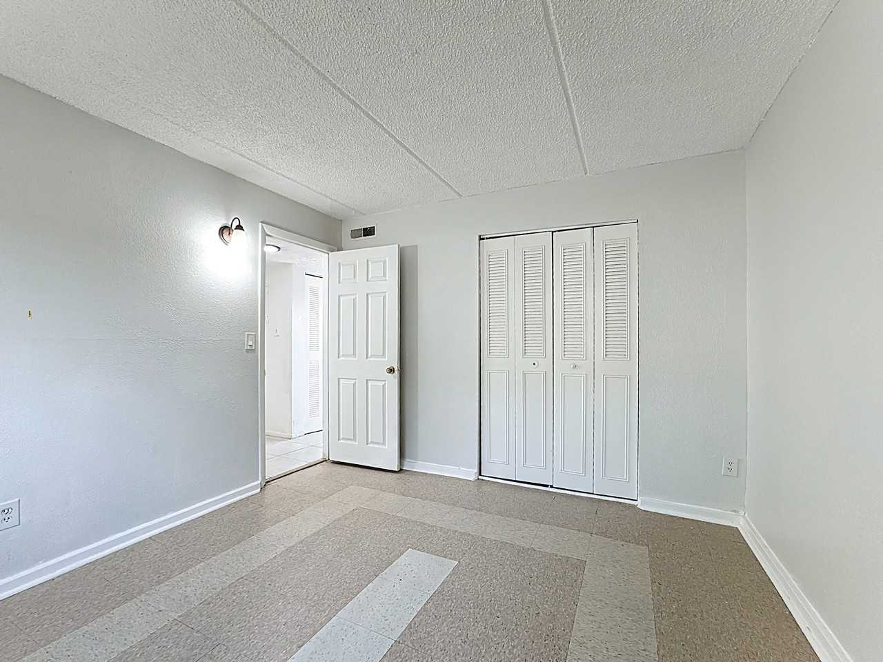 694 Michigan Ct #2 - Photo 7 of 20