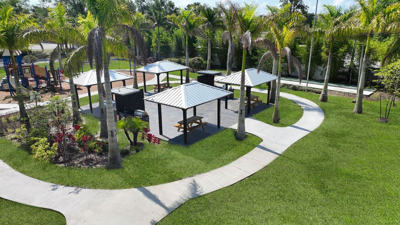 Woodlake Villas - Photo 6 of 49