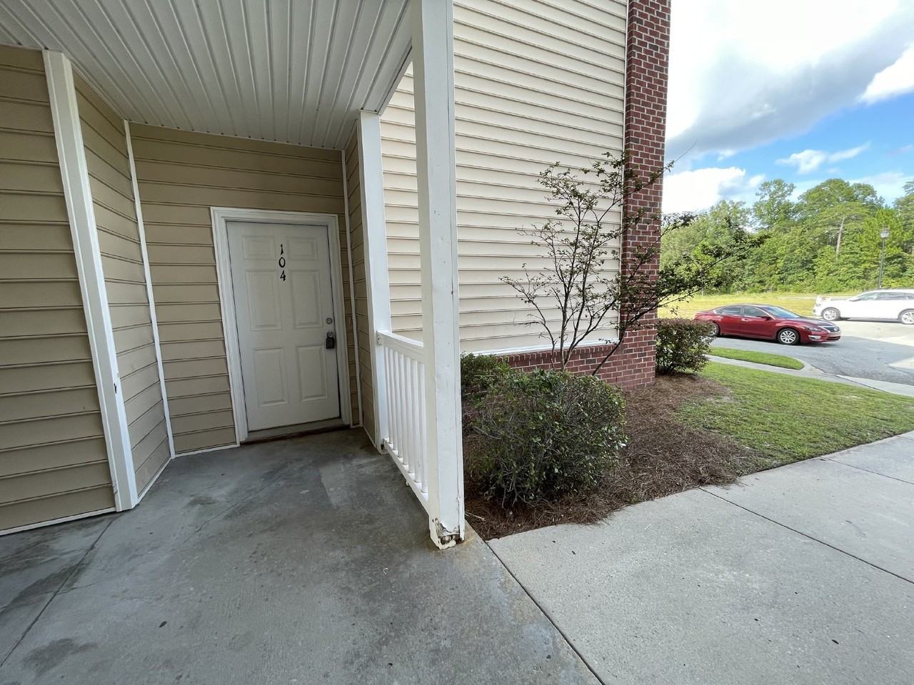 400 Telfair Dr - Photo 2 of 25