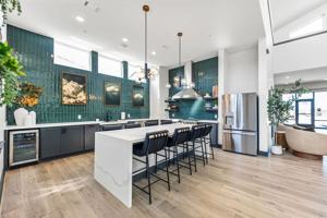 featured image of 652 Bradford Ct