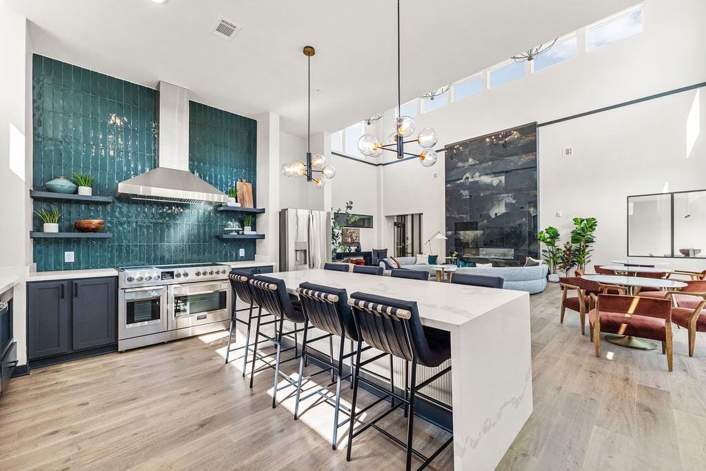 Reunion at Blackwell - Photo 5 of 50