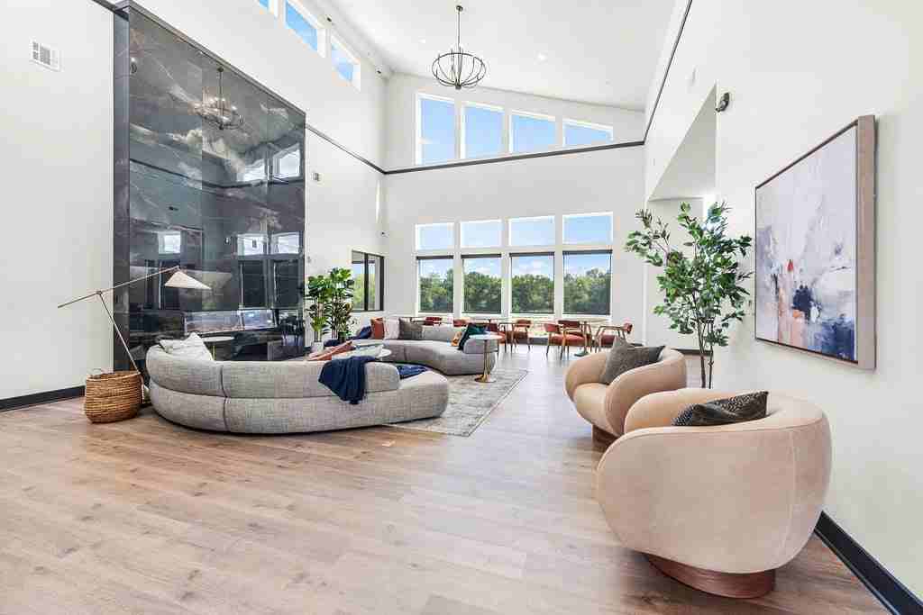 Blackwell Living - Photo 5 of 40