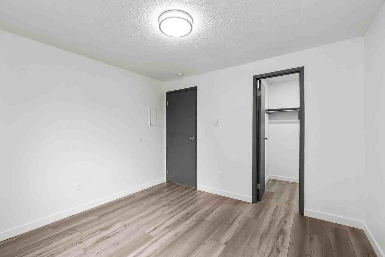 3307 S Asotin St #4 - Photo 2 of 23