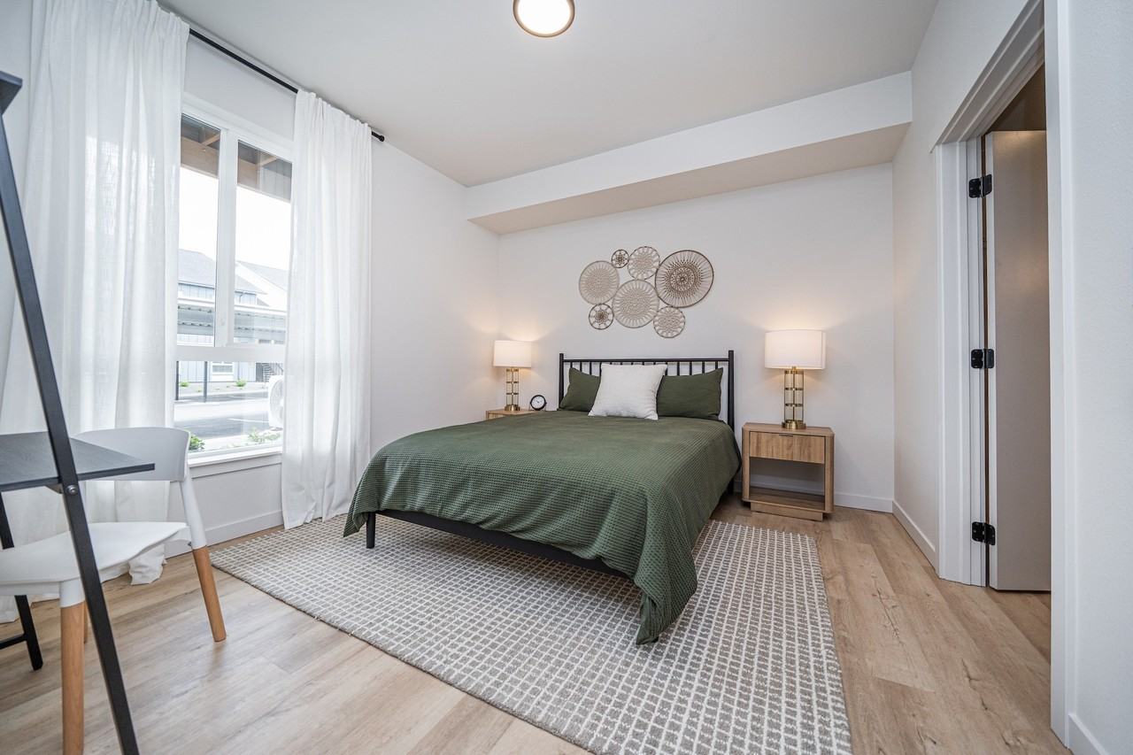 Signal Point - Photo 3 of 30