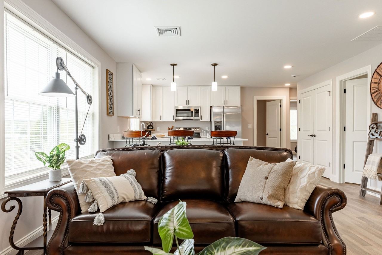 Langley Cove - Photo 4 of 12