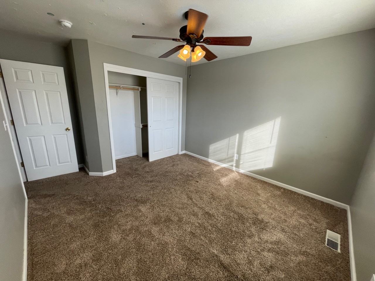 106 Michael Grove Ave #1 - Photo 3 of 19