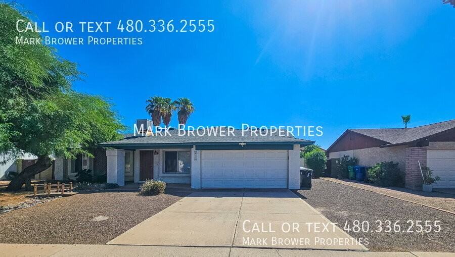 643 W Medina Ave - Photo 2 of 28