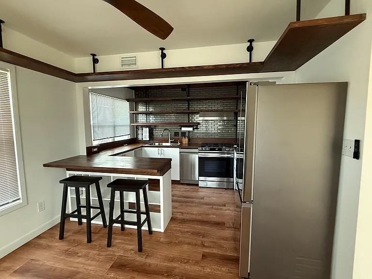 9300 S 10th Ave #NA - Photo 6 of 16