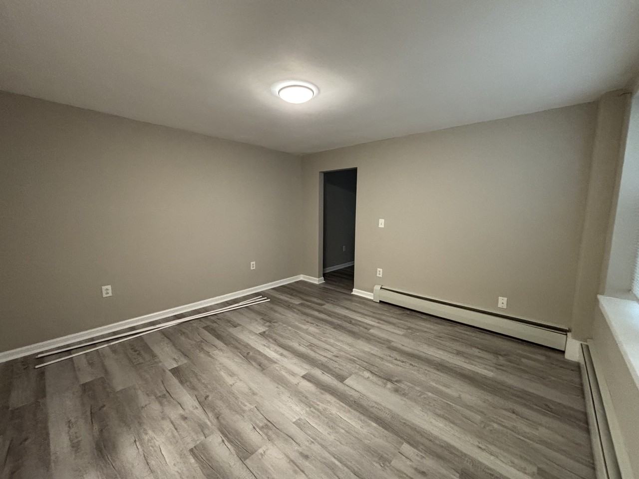 225 Golden Hill Street #1B - Photo 5 of 13