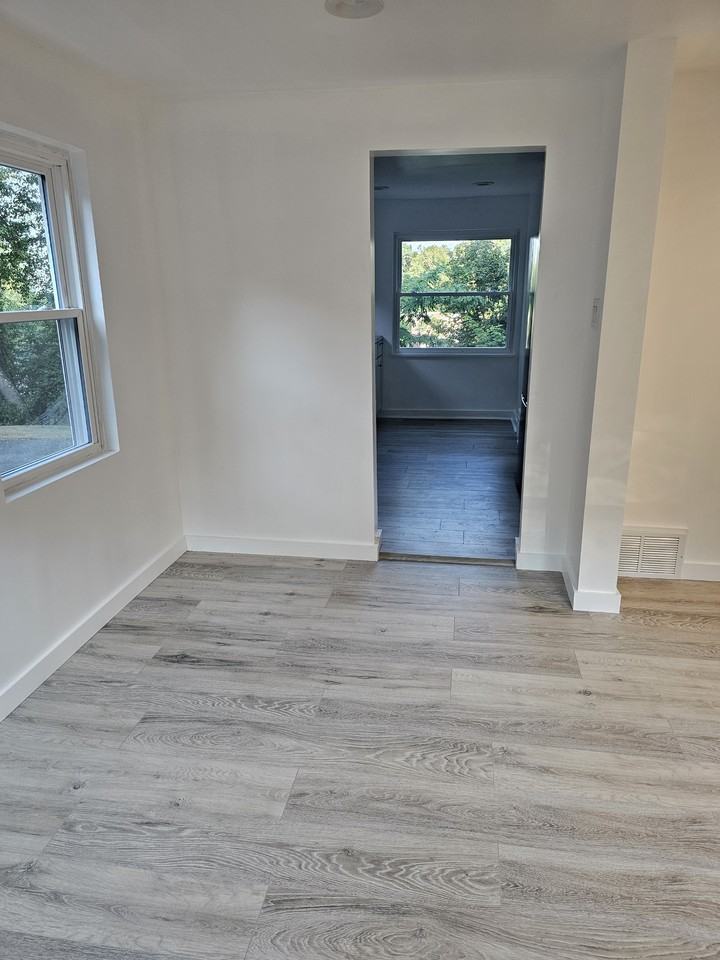 4355 Coleridge St #1stFL - Photo 3 of 16