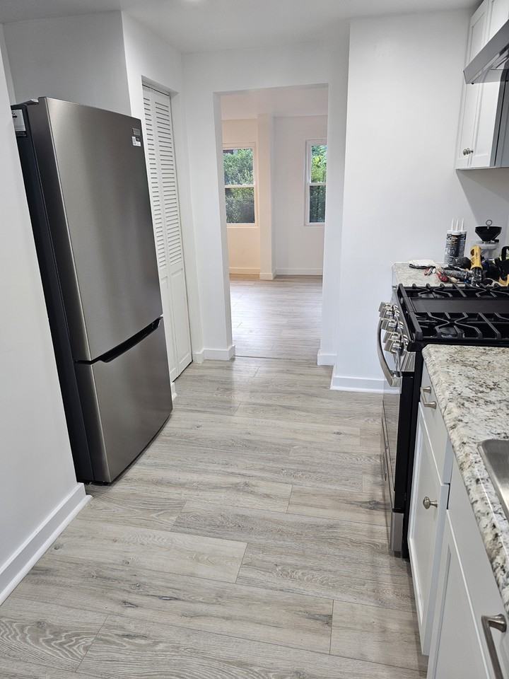 4355 Coleridge St #1stFL - Photo 4 of 16