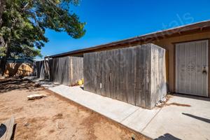 featured image of 3873 N Roosevelt St