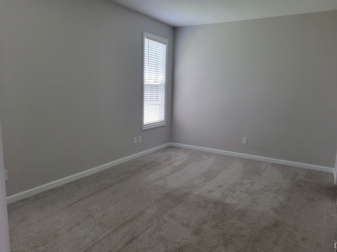 2015 Briarwood Dr - Photo 2 of 11